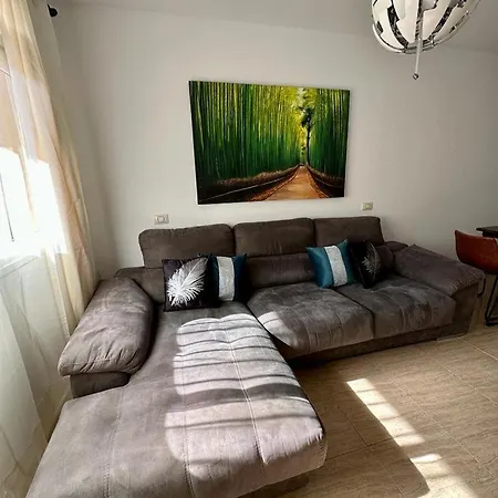 Abrigos Holidays Playa Apartman *