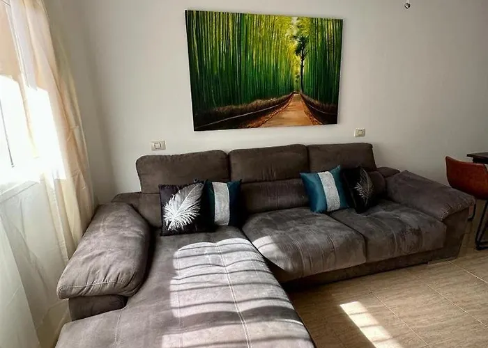 Abrigos Holidays Playa Apartman *