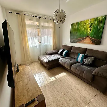 Abrigos Holidays Playa * לוס אבריגוס